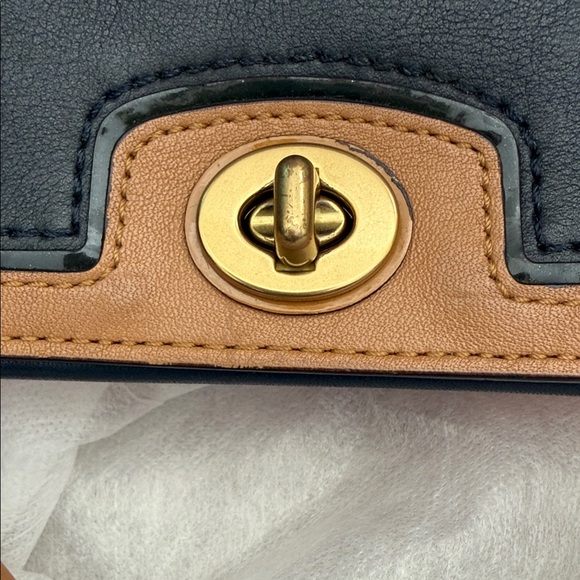 Coach Legacy Penny Turnlock Colorblock Crossbody EUC - Picture 8 of 14